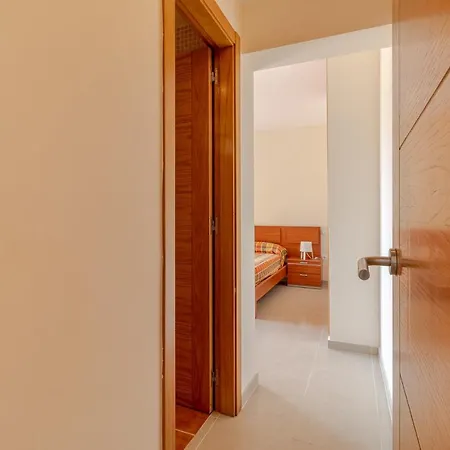 Flatguest + + 2bdr + Pool Коста Калма