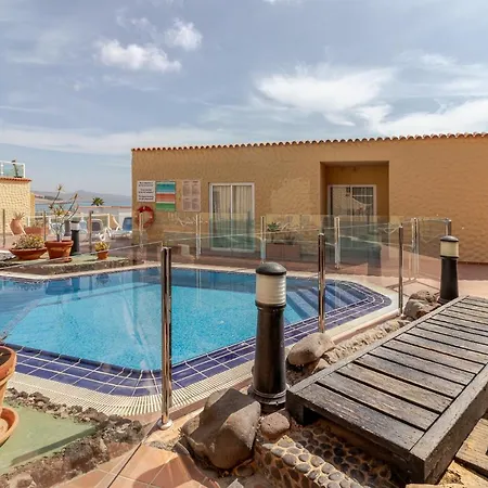 Flatguest + + 2bdr + Pool * Коста Калма