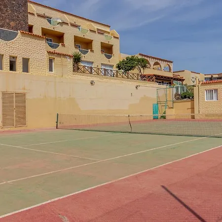Flatguest + + 2bdr + Pool Appartement *